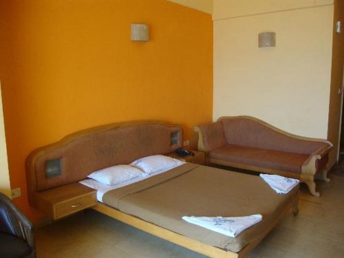 Calangute Residency Annexe Hotel Baga Bagian luar foto
